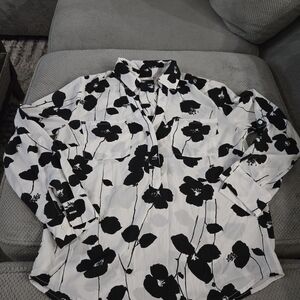 Black and White Floral Women's Shirt